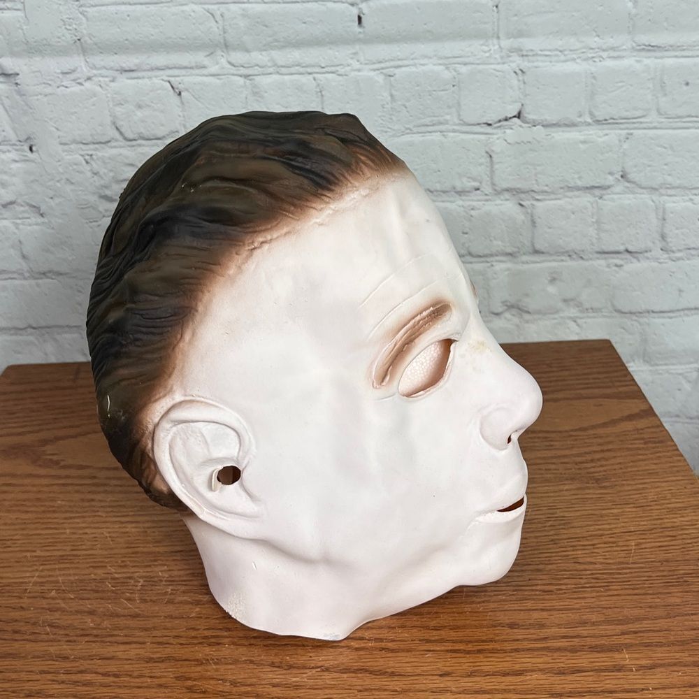 Michael Myers Mask - Picture 3 of 5